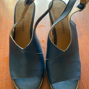 Open toe sling back stacked shoes